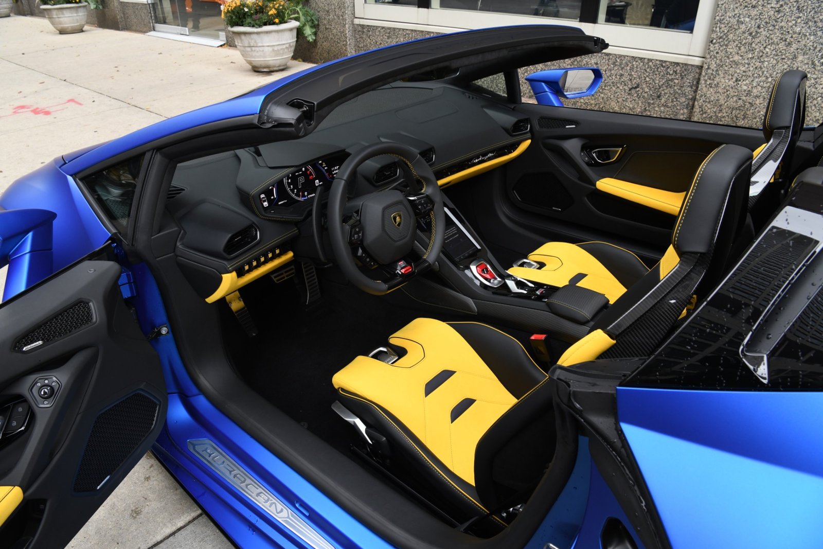 Lamborghini Huracan EVO Spyder