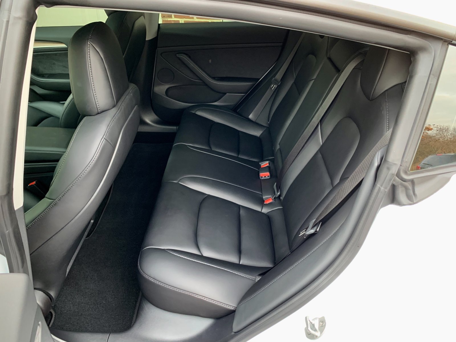 Tesla Model 3 2021-2023