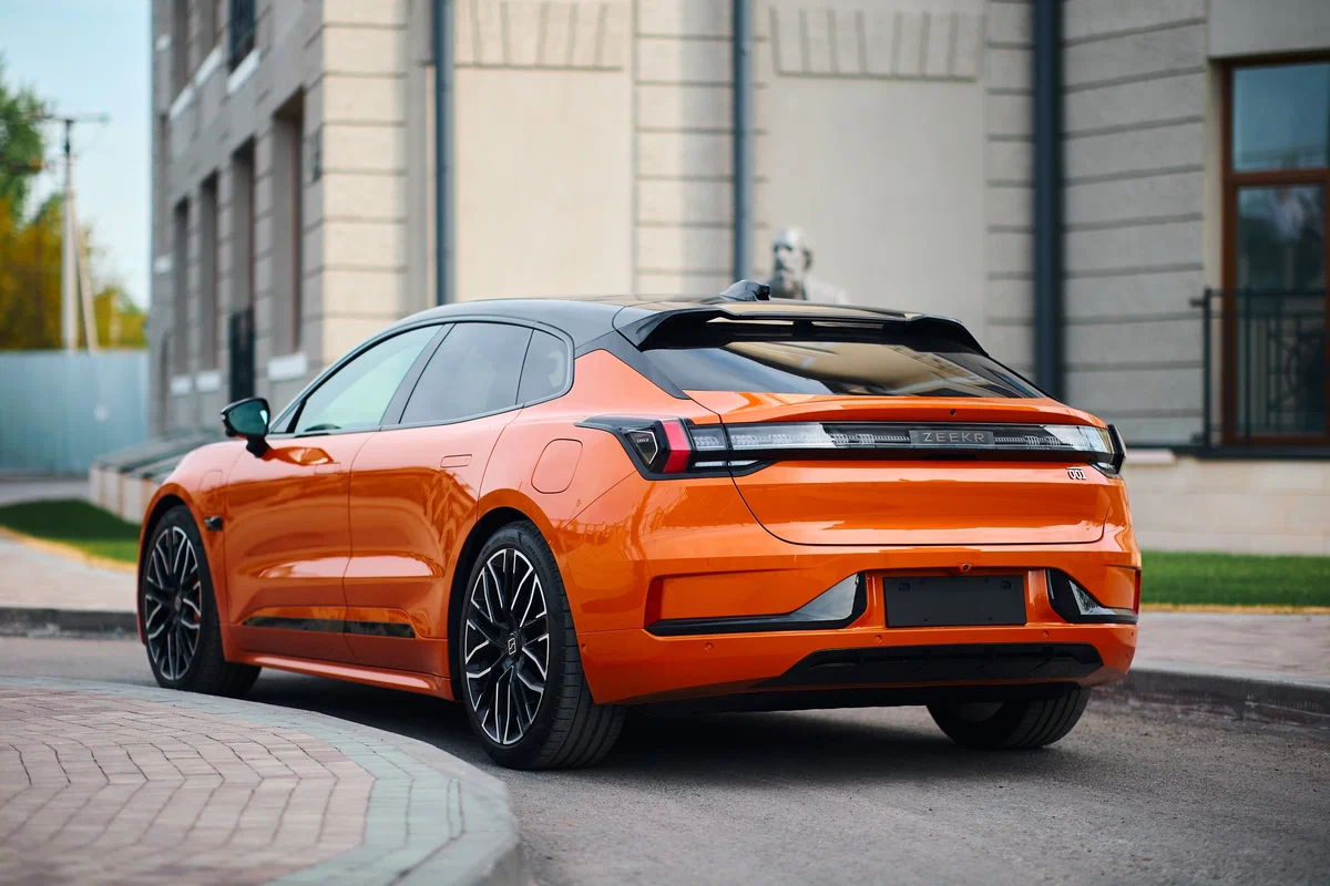Zeekr 001
